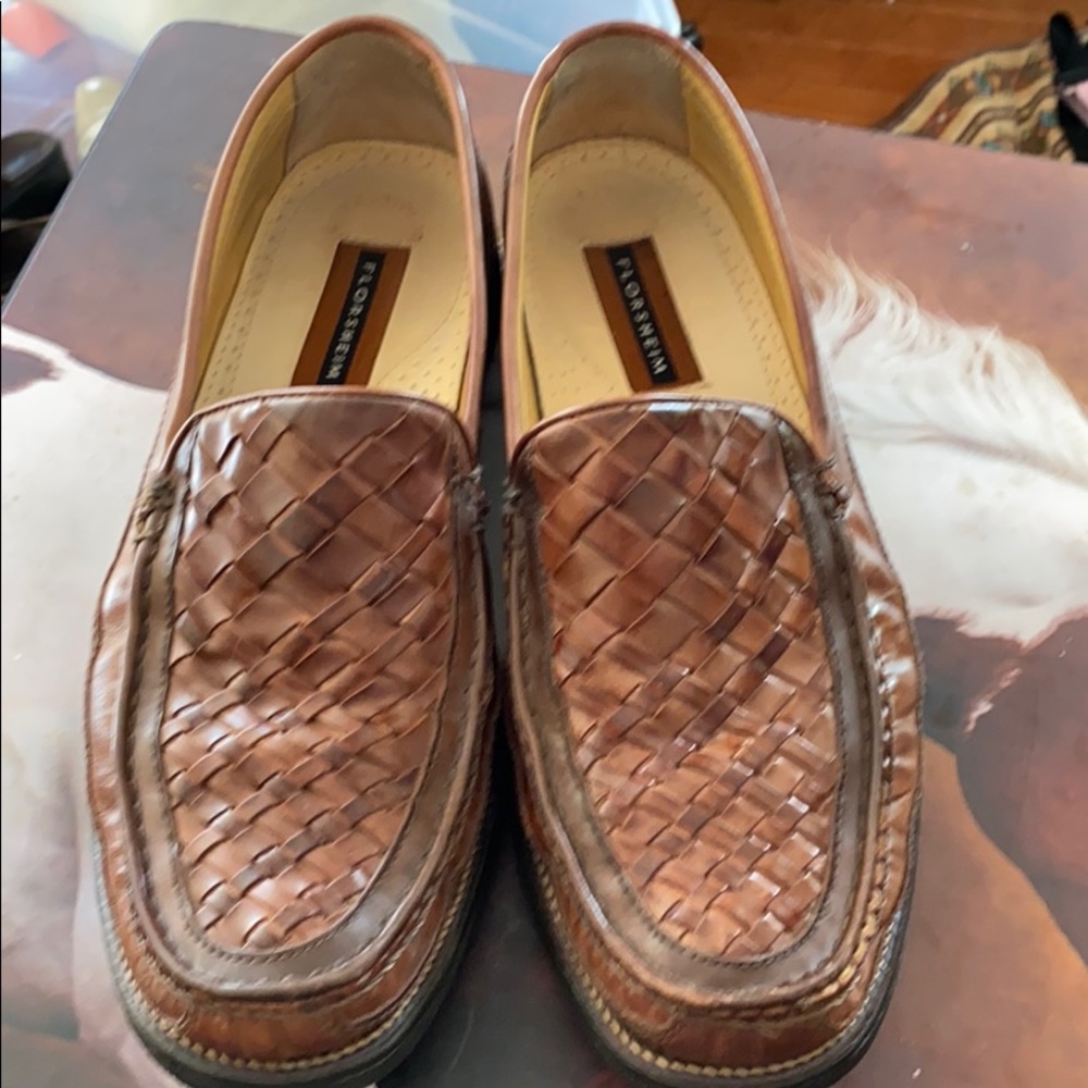 Florsheim 10.5 leather loafer shoes